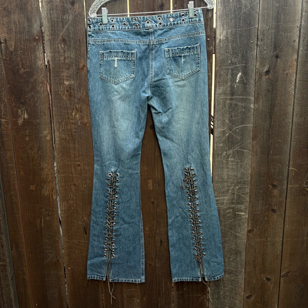 Rue21 Blue Flare Women's Jeans with Grommet Detail - Picture 3 of 5